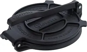 Victoria Cast Iron Tortilla Press, Roti Maker And Tortilladora, Pataconera Seasoned With Flaxseed Oil, Made In Colombia, Traditional Style, Black, 8-Inch