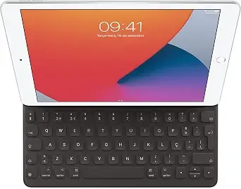 Apple Smart Keyboard: Ipad Keyboard And Case For Ipad Pro 10.5-Inch, Ipad Air (3rd Generation), And Ipad (7th, 8th, And 9th Generation), Comfortable Typing Experience, Portuguese - Black